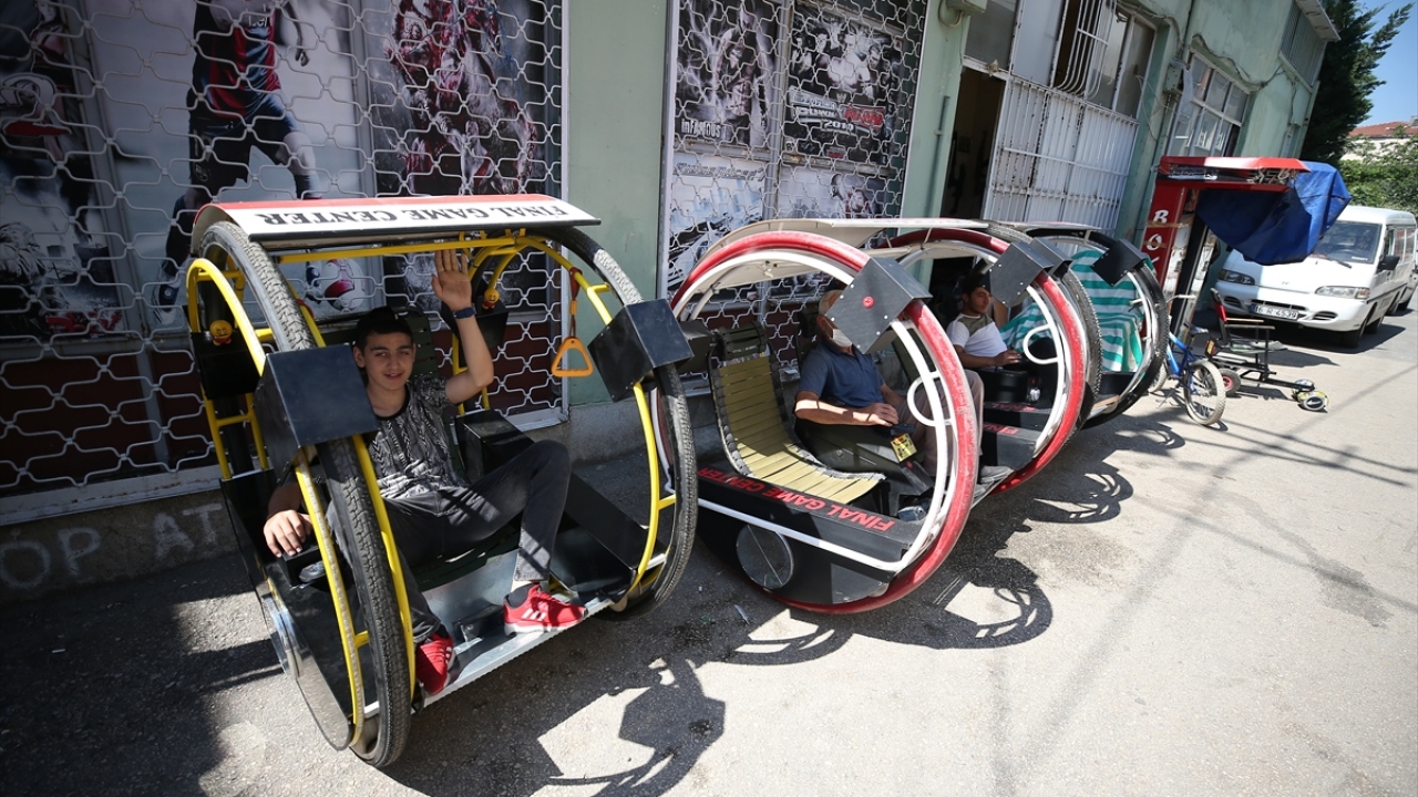 Cezaevinden çıktıktan sonra bu projeyi hayata geçirdiğini belirten Duman, çevresindeki insanların da desteğiyle elektrikli aracı üretmeyi başardığını dile getirdi.