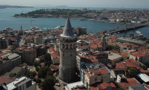 Galata Kulesi'ndeki restorasyon havadan görüntülendi