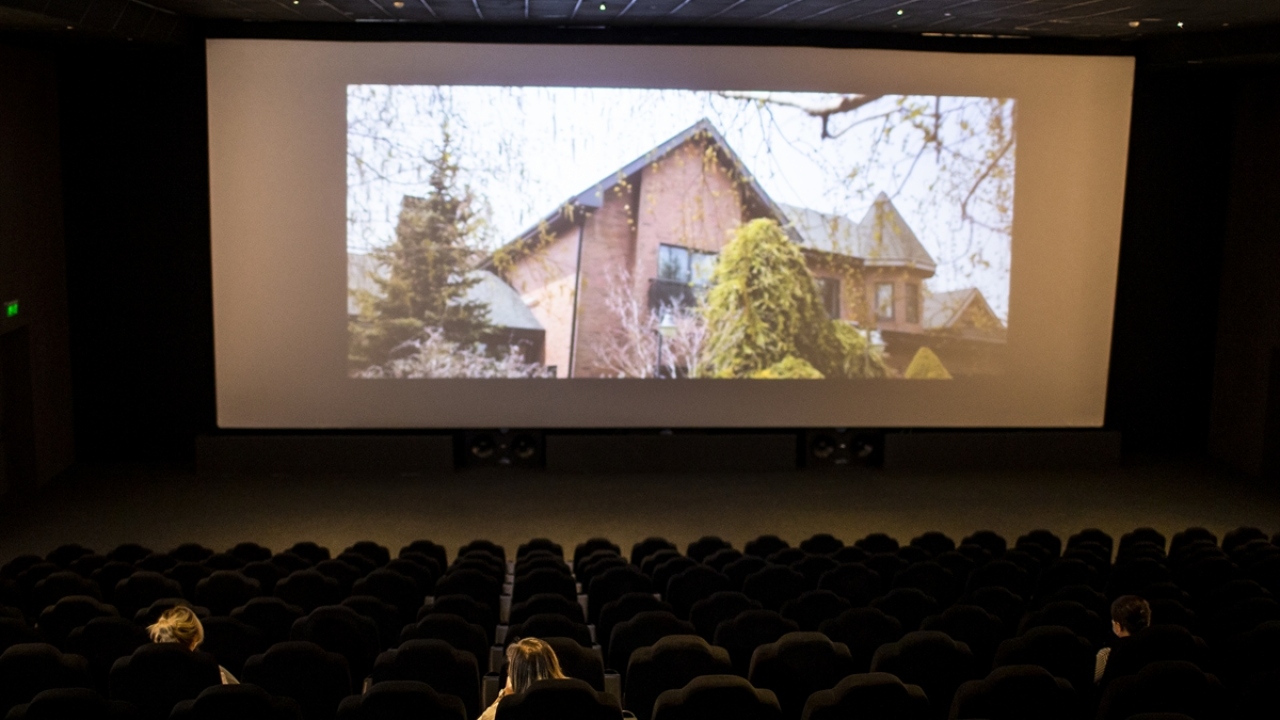 Özel tiyatrolar da açılmıyor