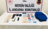 Mersin'de otomobilden hırsızlık yaptığı öne sürülen kişi tutuklandı