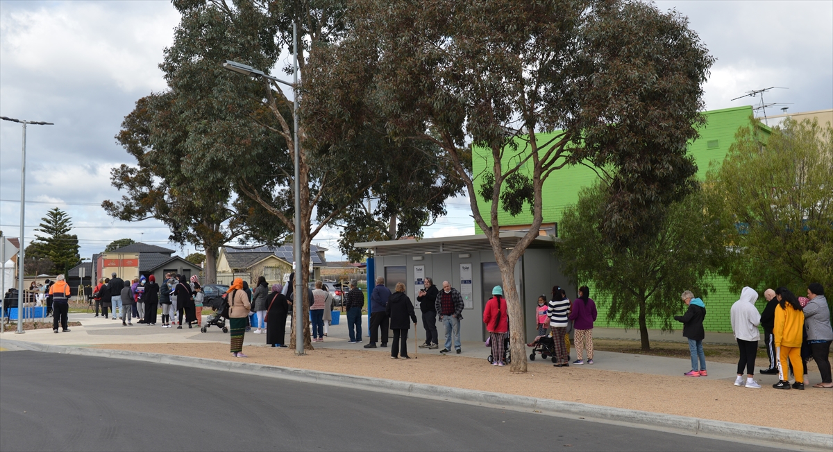 Covid-19`dan 104 kişinin hayatını kaybettiği Avustralya`da 2 milyon 505 binden fazla kişiye yapılan testler sonucunda virüse yakalanan 7 bin 920 Avustralyalıdan 7 bin 63`ünün iyileştiği kaydedildi.