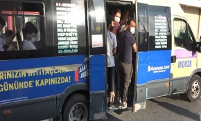 Ne sosyal mesafe ne de yarı kapasite... Balık istifi yolculuk kamerada