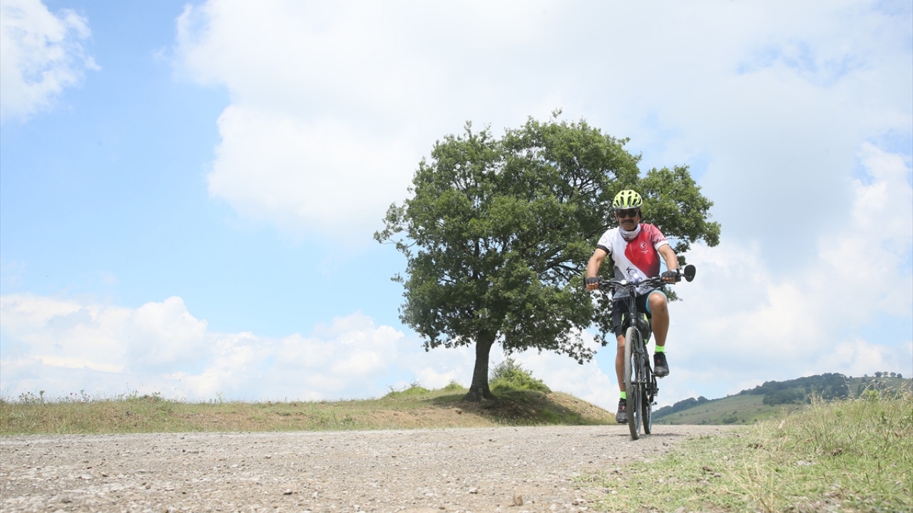 İzmit ilçesinde bir okulda görev yapan Erdal Karaman`ın hayatı 2008 yılında yakalandığı tip 2 diyabet ile değişti.