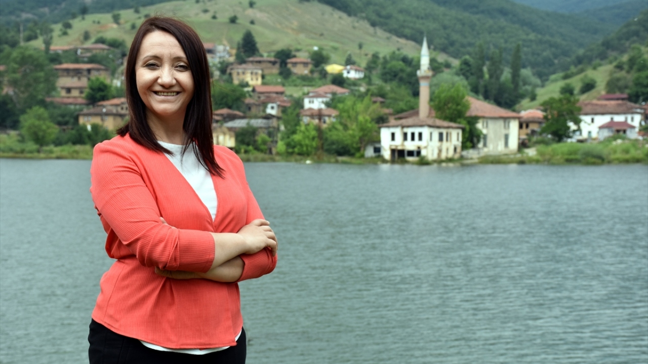 Pazaryeri Belediye Başkanı Zekiye Tekin, balıkçıların bölgeye yoğun ilgi gösterdiğini, Eskişehir, Sakarya ve Bursa başta olmak üzere yakın şehirlerden ziyaretçilerin buraya geldiğini söyledi. 