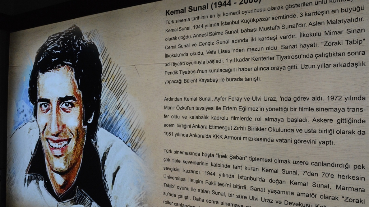 Ziyaretçilerden Burcu Kaplan da İstanbul`dan müzeyi ziyarete geldiğini söyledi.