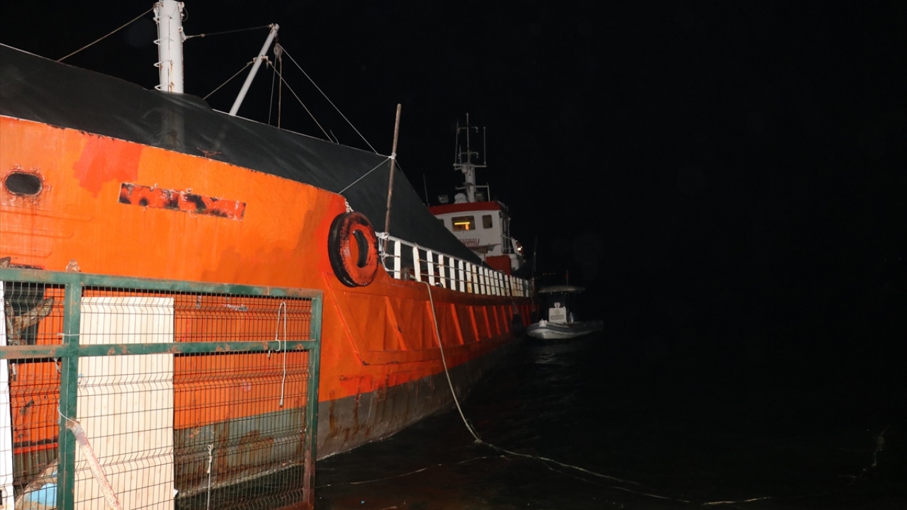 Sığınmacıların Türkiye`nin farklı illerinden getirilen Afganistan, Bangladeş, Suriye, Orta Afrika, Somali ve İran uyruklulardan oluştuğu belirlendi.