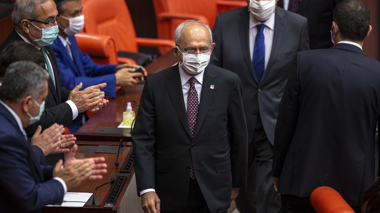  TBMM Genel Kurulu çalışmalarına CHP Genel Başkanı Kemal Kılıçdaroğlu da katıldı.
