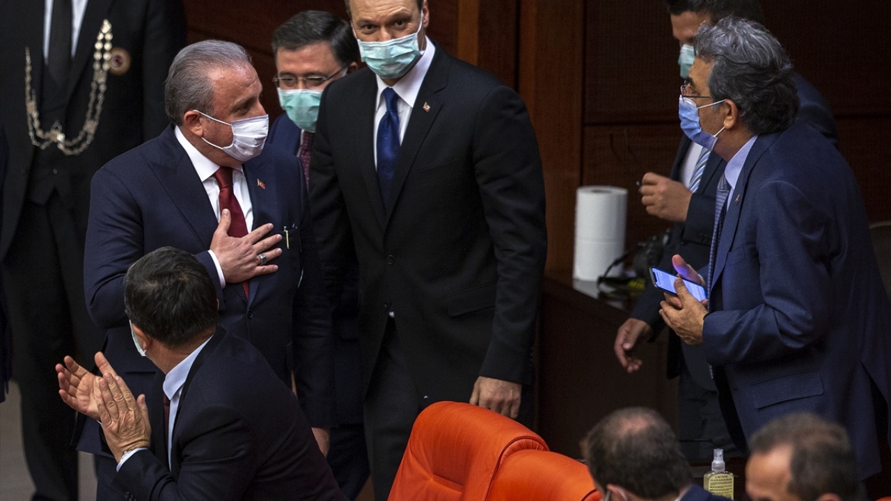 TBMM Genel Kurulu çalışmalarına TBMM Başkanı ve AK Parti Tekirdağ Milletvekili Mustafa Şentop da katıldı.