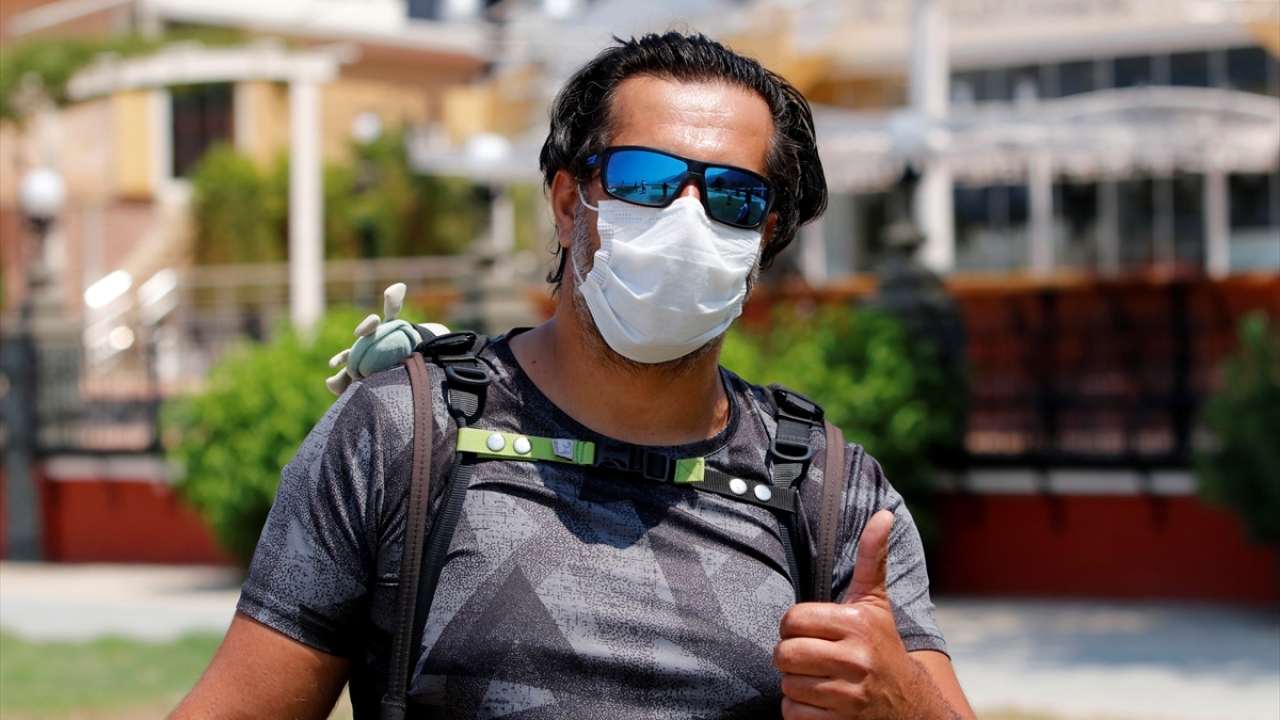 Pilot Kartal Cenk Taş ise Covid-19 tedbirlerinin en üst düzeyde tutulduğunu kaydetti.