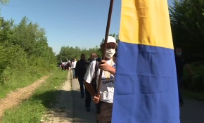 Srebrenitsa kurbanlarının anıldığı Barış Yürüyüşü başladı