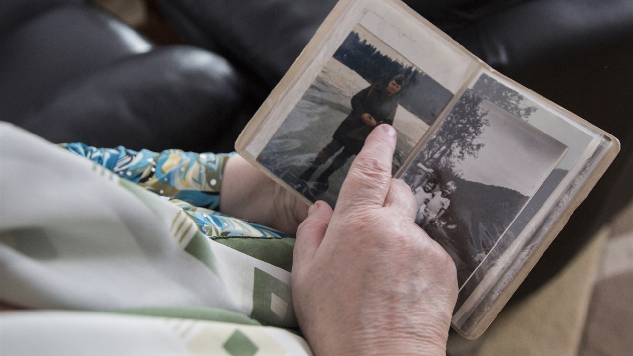 Srebrenitsa`da birlikte yaşadıkları insanların savaşta yaptıklarını hala hazmedemediğini vurgulayan İbisevic, Srebrenitsa`ya dönmeyi hiç düşünmediğini kaydetti.