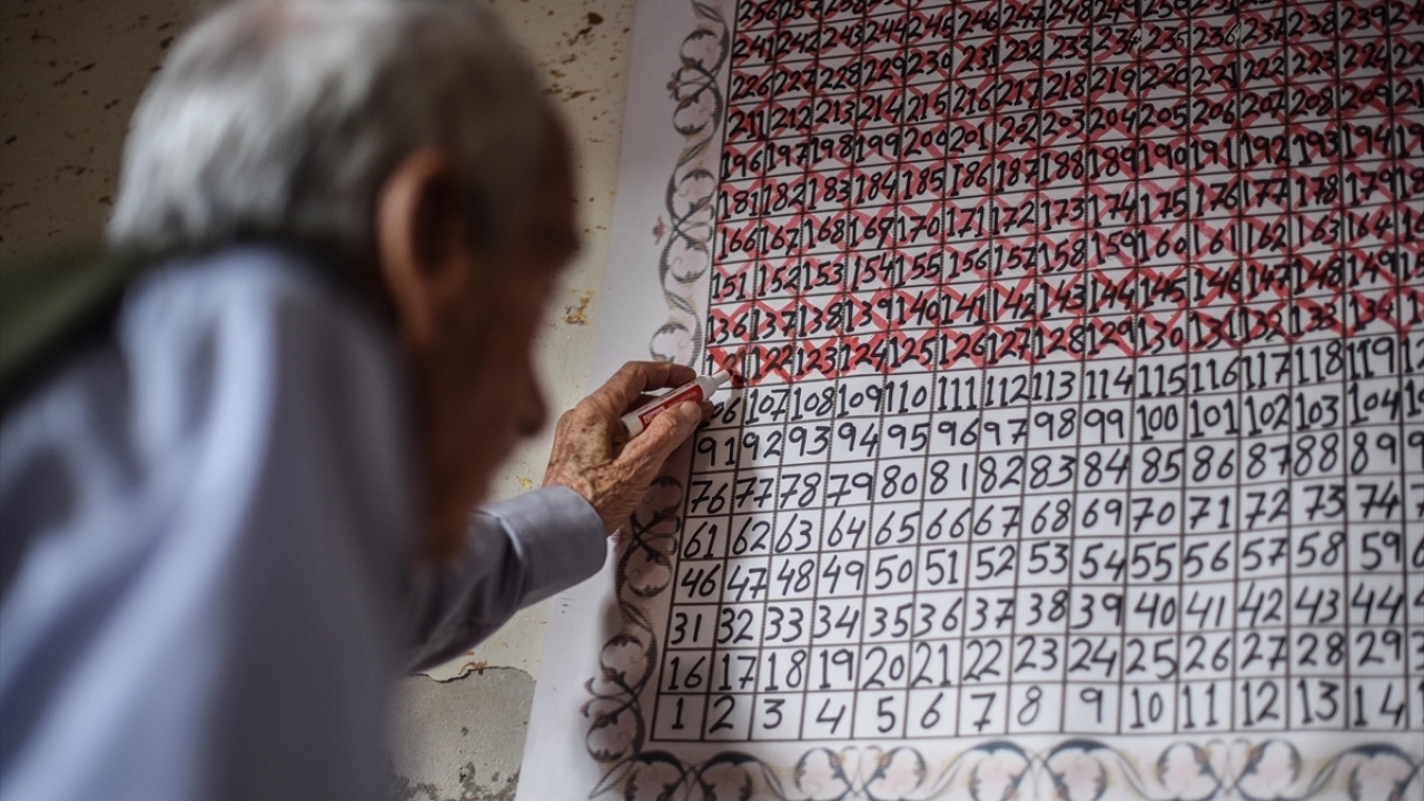 Baba Kaeden, eşinin, oğluna sarılamadan ve özgür olduğunu göremeden 2018 yılında hayatını kaybettiğini ifade etti.