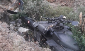 Operasyondan dönen helikopter zorunlu iniş yaptı