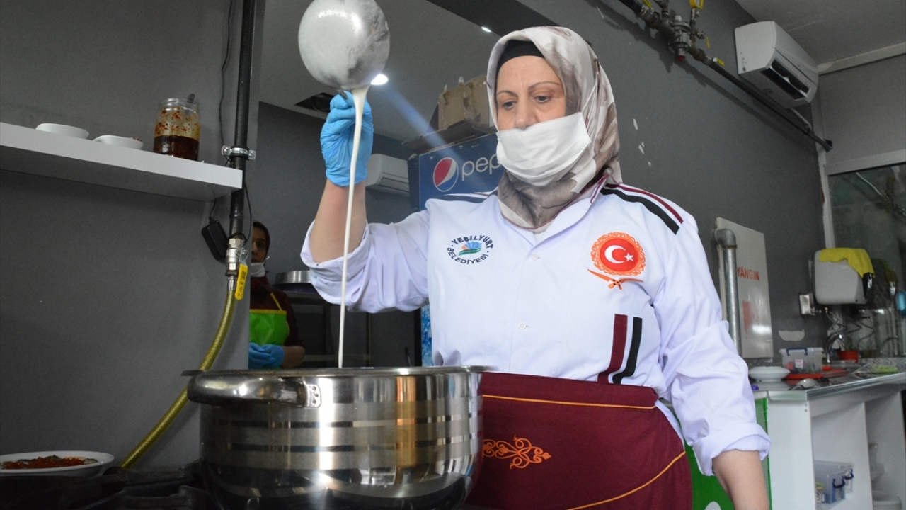 Kiraz yaprağı sarması, Türk Patent ve Marka Kurumundan coğrafi işaret belgesi alarak tescillendi.