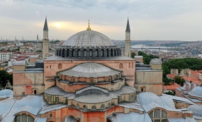 Fethin simgesi Ayasofya ibadete açıldı