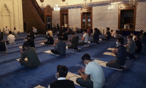 81 ilde Ayasofya için şükür duası