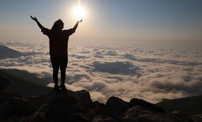 Kaçkar Dağları'nda bulut denizi nöbeti