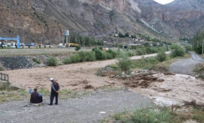 Erzurum'da dere taştı