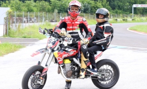 Kenan Sofuoğlu, Ramazan'ın hayalini gerçekleştirdi