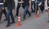 İzmir'de FETÖ'nün hücre evlerine düzenlenen operasyonda 25 kişi gözaltına alındı