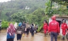 Rize'deki şiddetli yağışın ardından hasar tespit, yol açma ve tahliye çalışmaları devam ediyor