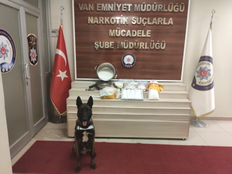 Van'da 20 kilo 351 gram sentetik uyuşturucu ele geçirildi