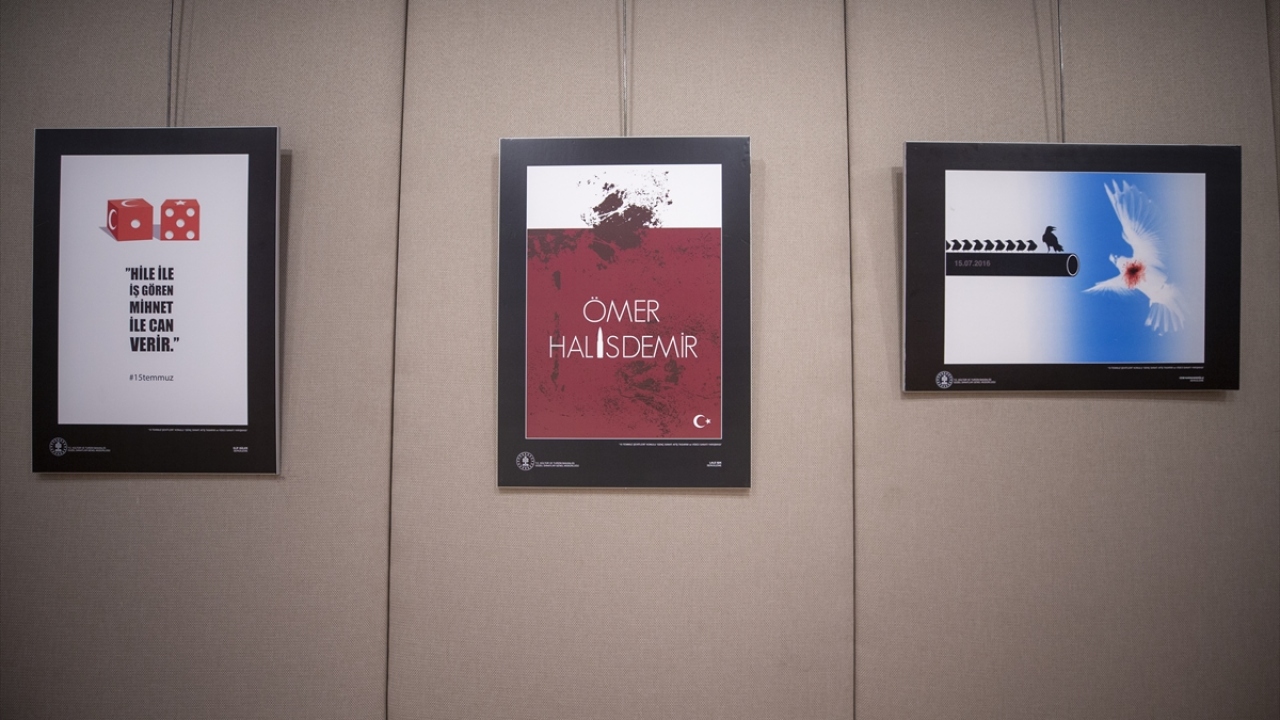 Güzel Sanatlar Genel Müdür Yardımcısı Alper Özkan da sergiyle gençlerin 15 Temmuz ruhunu kavramsallaştırdıklarını söyledi.