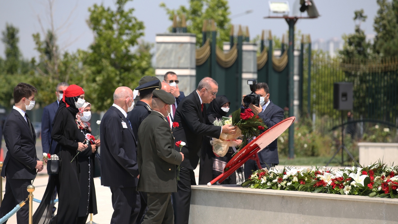 15 Temmuz Şehitler Abidesi