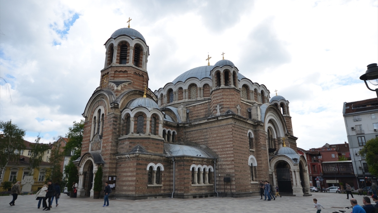 Fotoğrafta, Sofya`da Mimar Sinan`ın tarafından yapılan ve sonradan kiliseye çevrilen Mehmed Paşa Camisi (İmaret Kara Cami) görülüyor.