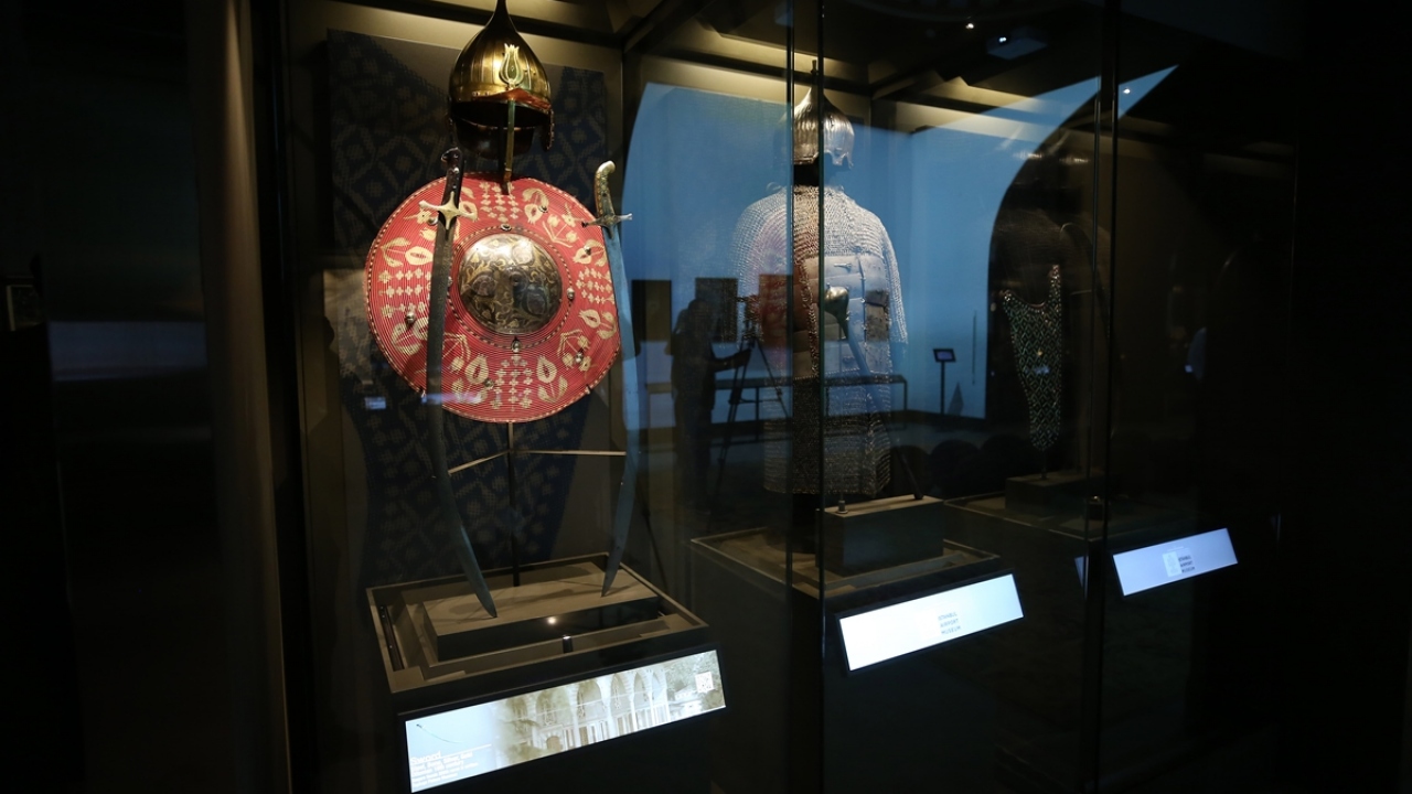 Müzenin havalimanıyla birlikte yolcular için yeni bir cazibe noktası olmasını hedeflediklerini dile getiren Ersoy, şöyle devam etti: