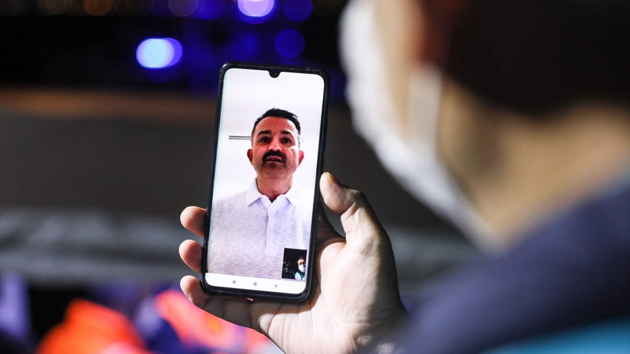 Amaçlarının denizlerdeki canlılığı korumak olduğunu belirten Pakdemirli, "Bu kapsamda ocak ayından itibaren ülke genelinde yaptığımız kontrollerde ruhsatsız 100 tekneye el koyduk." ifadesini kullandı.