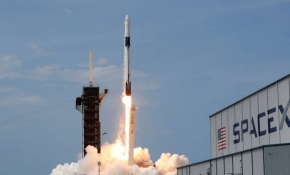 SpaceX Güney Kore'nin askeri uydusunu rekor süreyle uzaya taşıdı
