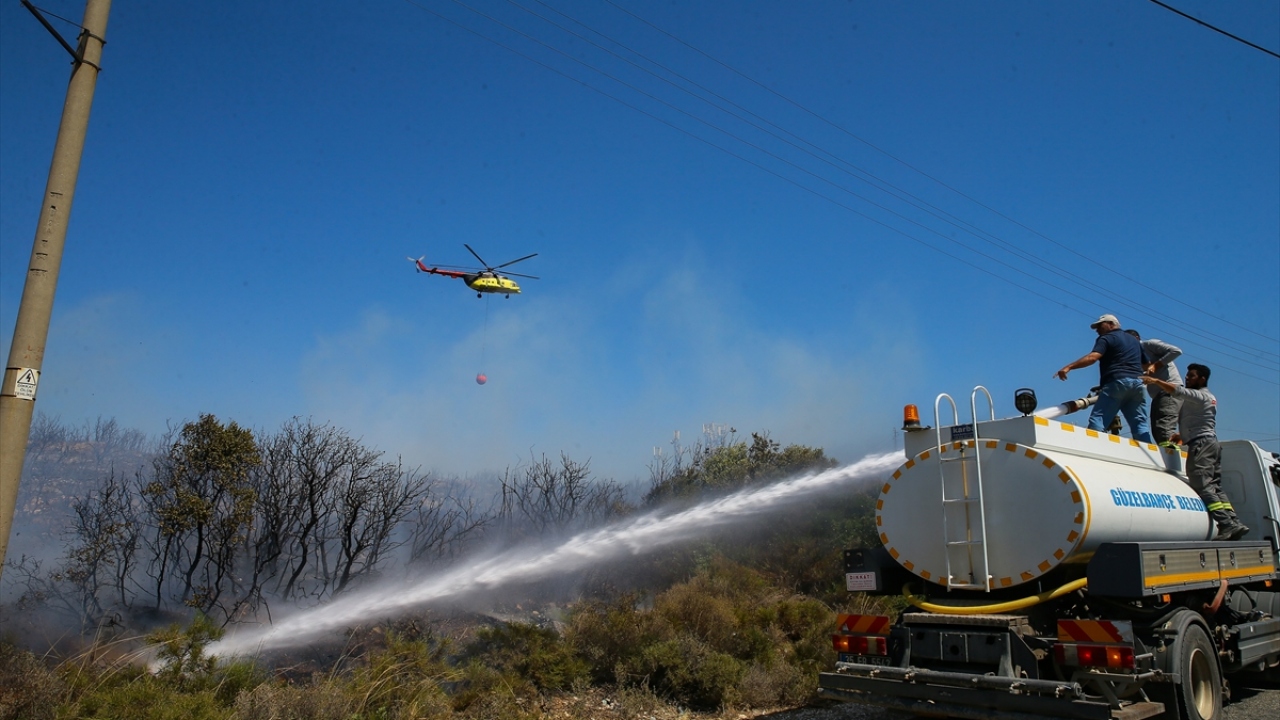 Alınan bilgiye göre, Sığacık Mahallesi Akkum mevkisindeki makilik ve ormanlık alanda henüz belirlenemeyen bir nedenle yangın çıktı.