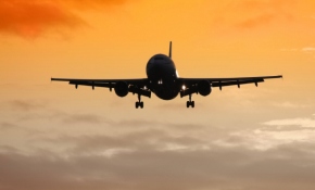 İran'a ait yolcu uçağına taciz iddiası