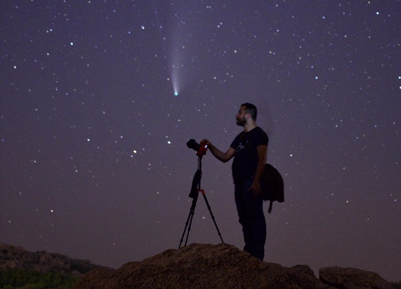 Kayalı barajı çevresinde Neowise kuyruklu yıldızını fotoğraflayan Durak, AA muhabirine, bu fırsatı kaçırmadıkları için kendilerini şanslı hissettiklerini söyledi.