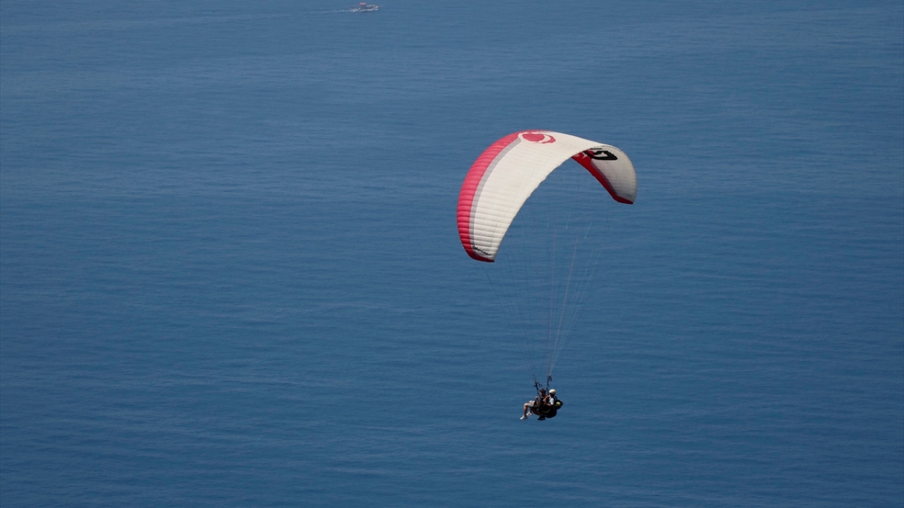 Çıralı, Babadağ`a yapılacak teleferikle bölgede turizmin 12 aya yayılmasının sağlanacağını da kaydetti.