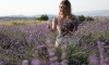 Peripacaları arasındaki lavanta bahçesi fotoğraf tutkunlarının ilgi odağı