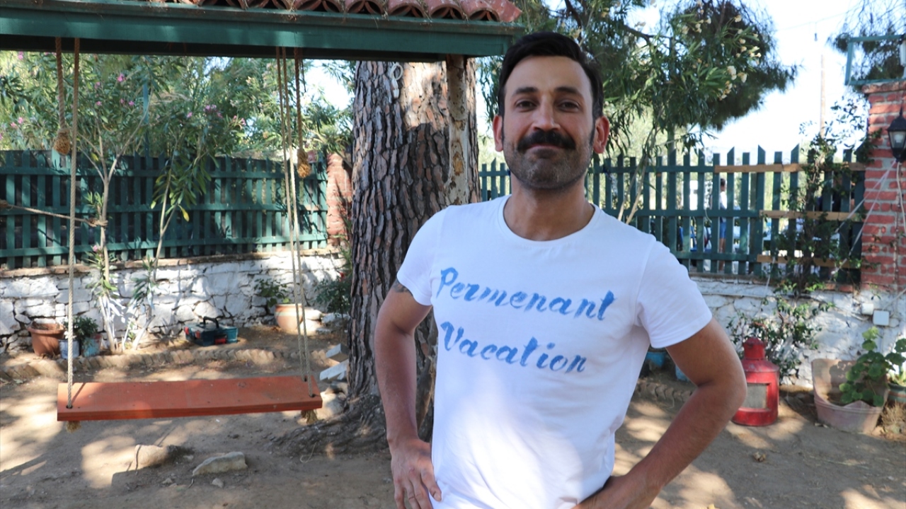 Sinan Çalışkanoğlu ise filmde rol alan arkadaşlarıyla çok iyi bir uyum yakaladıklarını, bu bölgeyi de çok beğendiğini ifade ederek, şunları dile getirdi: