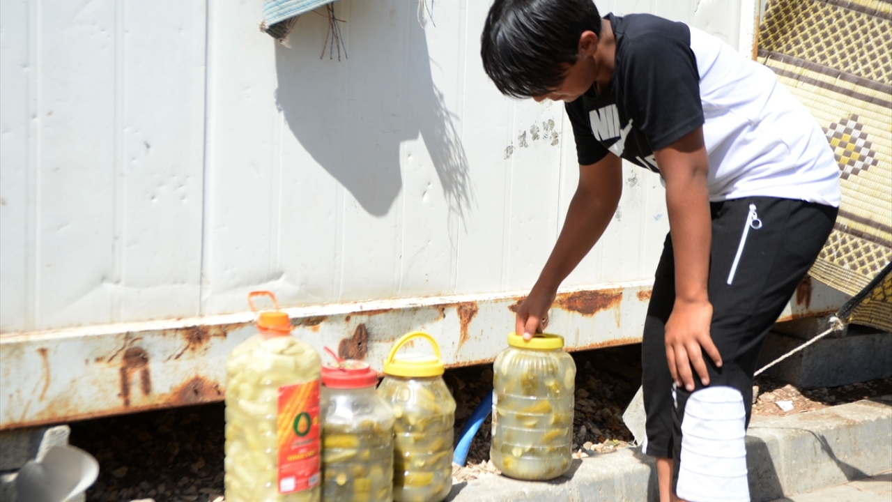 "İnşallah bu savaş biter ülkemize döneriz"