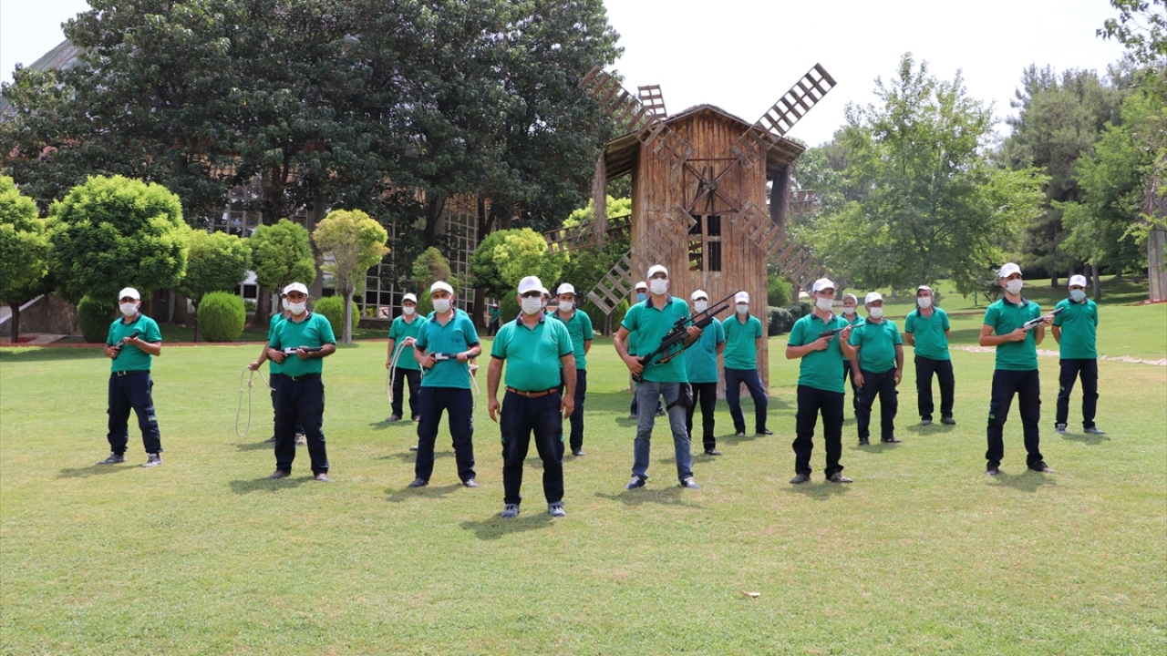 Büyükşehir Belediyesince bayram süresince kaçan kurbanlıkların yakalanması için 20 kişilik özel tim oluşturuldu.