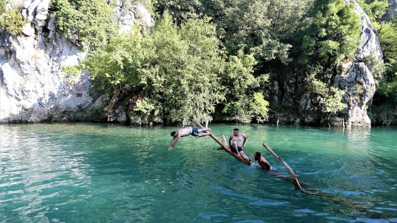 Kayalardan akan su ve kuş sesinin birbirine karıştığı kanyon, doğaseverlere etkileyici bir atmosfer sunuyor. 