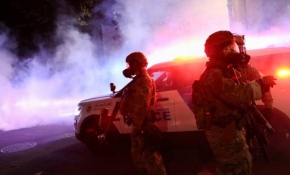 Portland'da sokaklar yeniden savaş alanına döndü