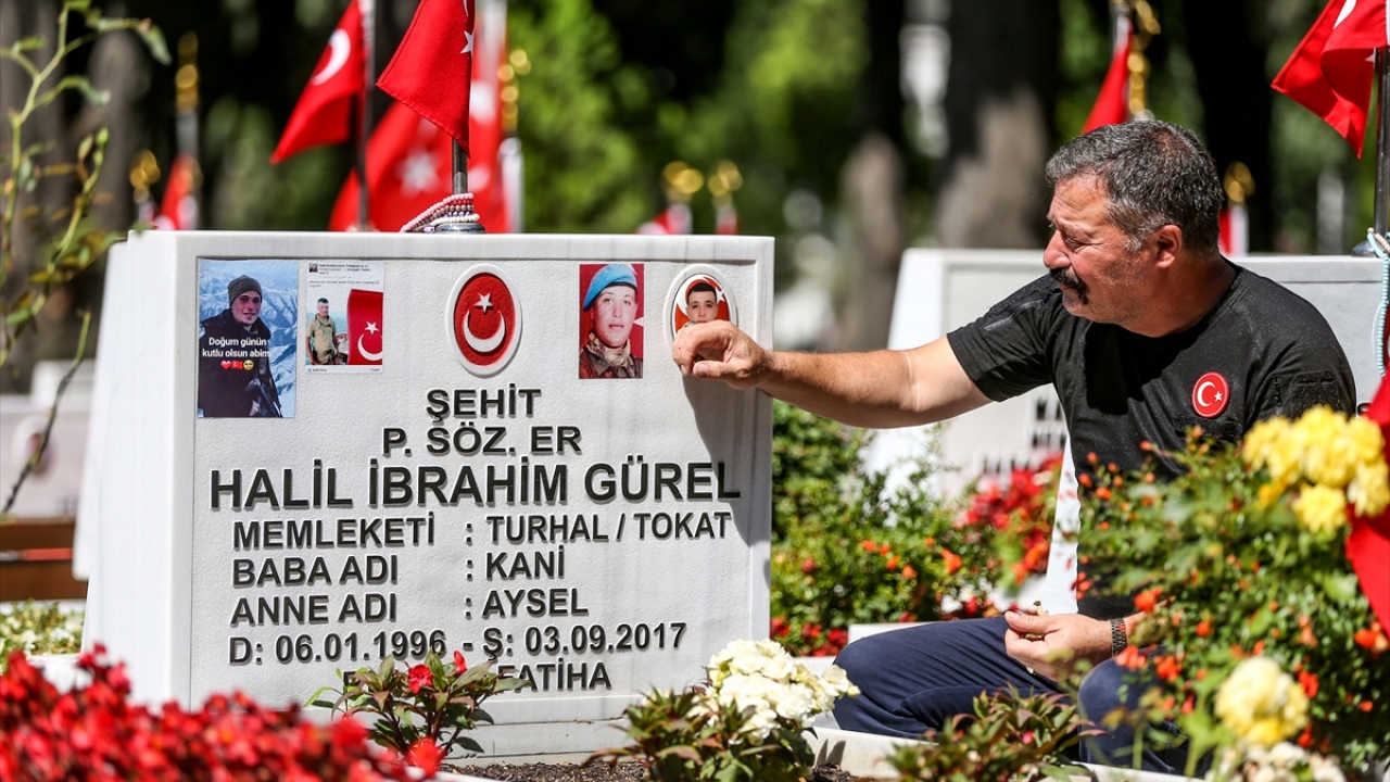 "Üç yıldır bizim için bayram çok acı geçiyor"
