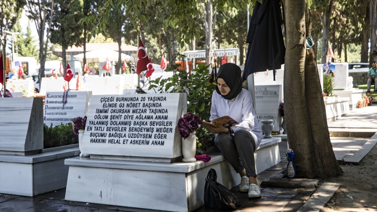 "O gittikten sonra bize bayram olmadı"
