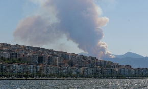 Balçova'da orman yangını çıktı