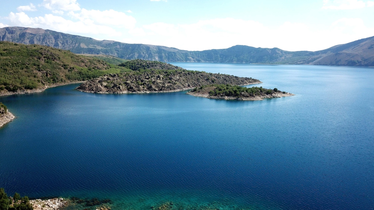 Ceyhan Güzel ise arkadaşlarının daveti üzerine Bitlis`e geldiğini belirterek,