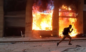 Lübnan'da sokaklar savaş alanına döndü