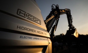 Elektrikli yerli ekskavatörün animasyon filmi