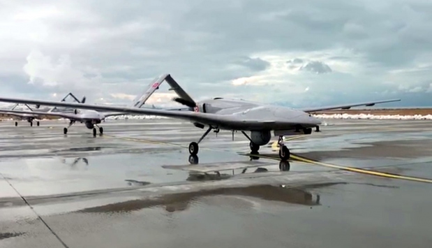 Van'da polis helikopteri ve İHA ile Kovid-19 denetimi yapıldı