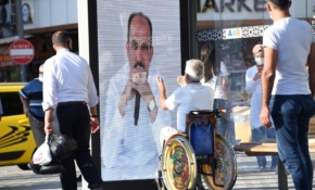 Konya'da başkan duraktan canlı seslendi: Maske mesafeye dikkat